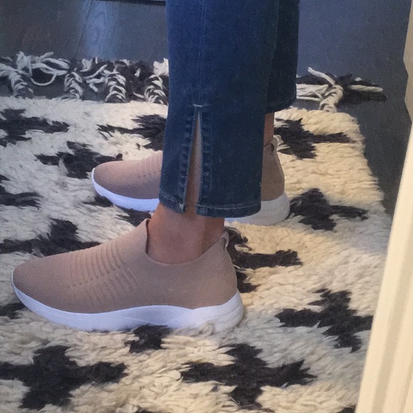 Mid rise pilcro ankle slit jeans - Picture 3 of 4